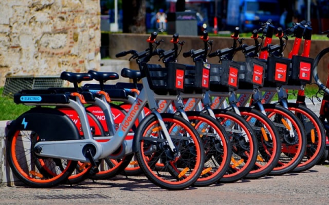 主机服务器解析域名-VPS联盟