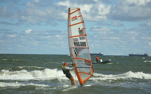 怎么申请免费的网站空间-VPS联盟